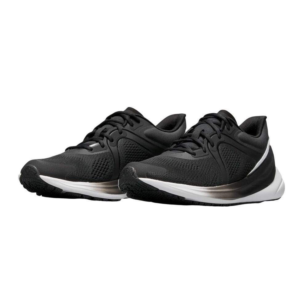 Lululemon Lightweight Black/White Blissfeel Running Shoe Size 9.5